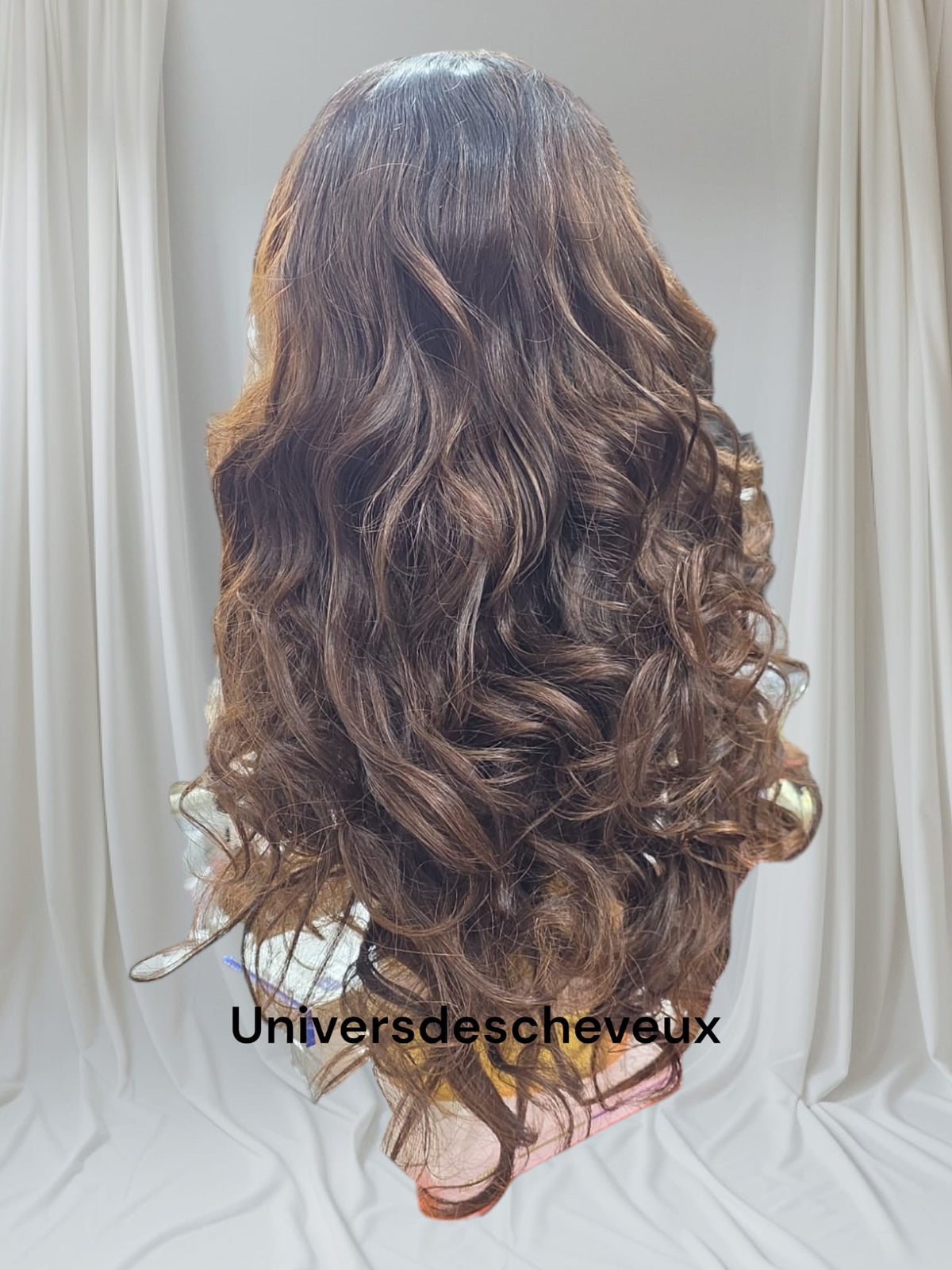 Donneur 100% naturelle, bouncy curl, 1b/brown, 350g.