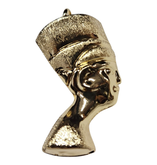 Pendant en couleur or.en  tete nefertiti.