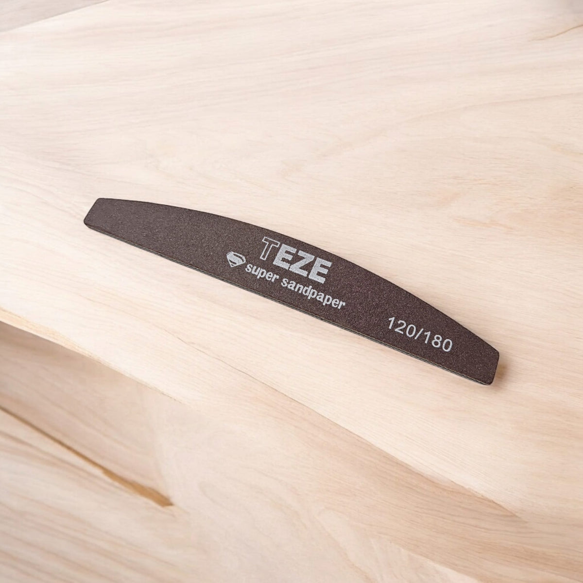 Professonal nail buffer for shaping, smoothing and polishing natural or artificial nails.