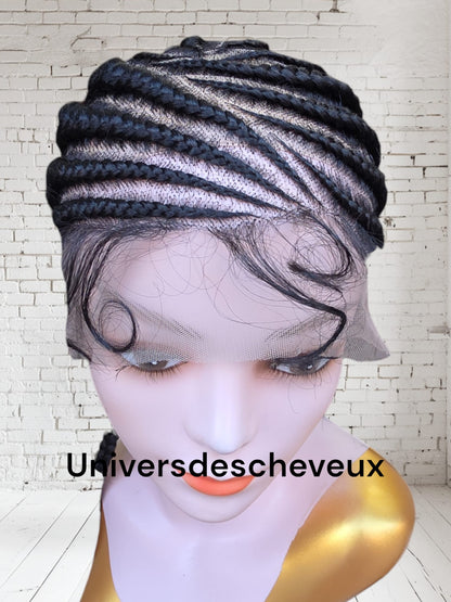 Perruque synthetique tressee plate (style  rastas) sans noeuds apparents, avec tulle frontal (lace front) et cheveux de bordure(baby hairs).
